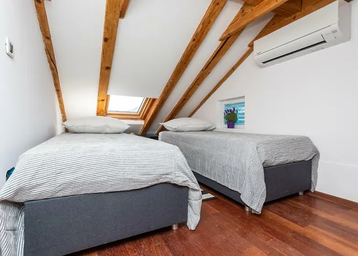 Appartement Little House In