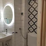 Apartament Little House In